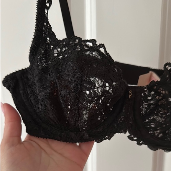 VS Bra Bundle - Picture 3 of 12